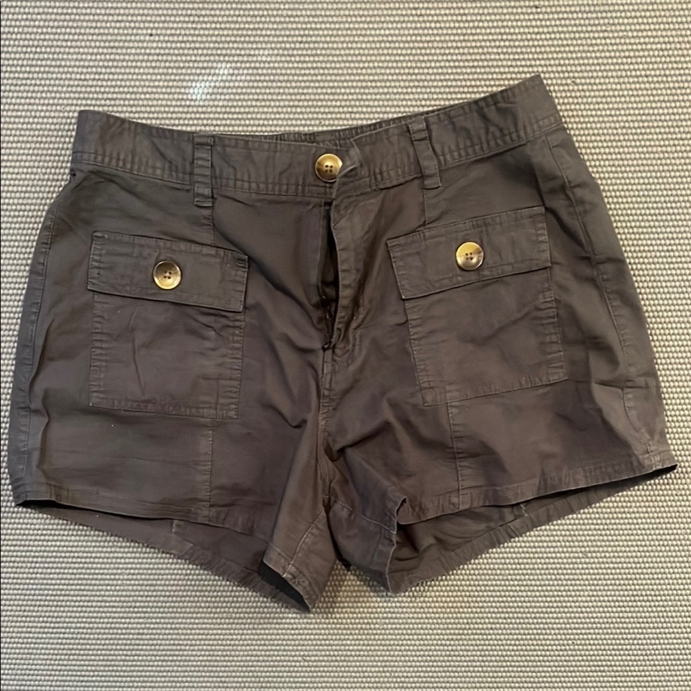 Vuori Shorts